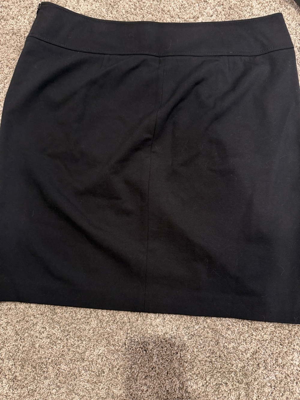 Ann Taylor Classic Black Women's Skirt - Sleek Pencil Style - Picture 5 of 6